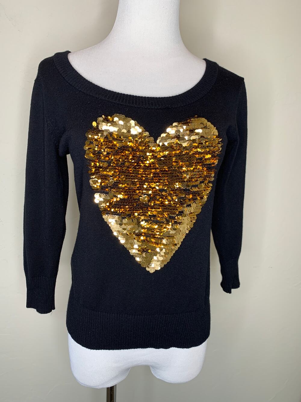 Y2K Black Sweater Gold Sequin Heart Sz Large Fitted